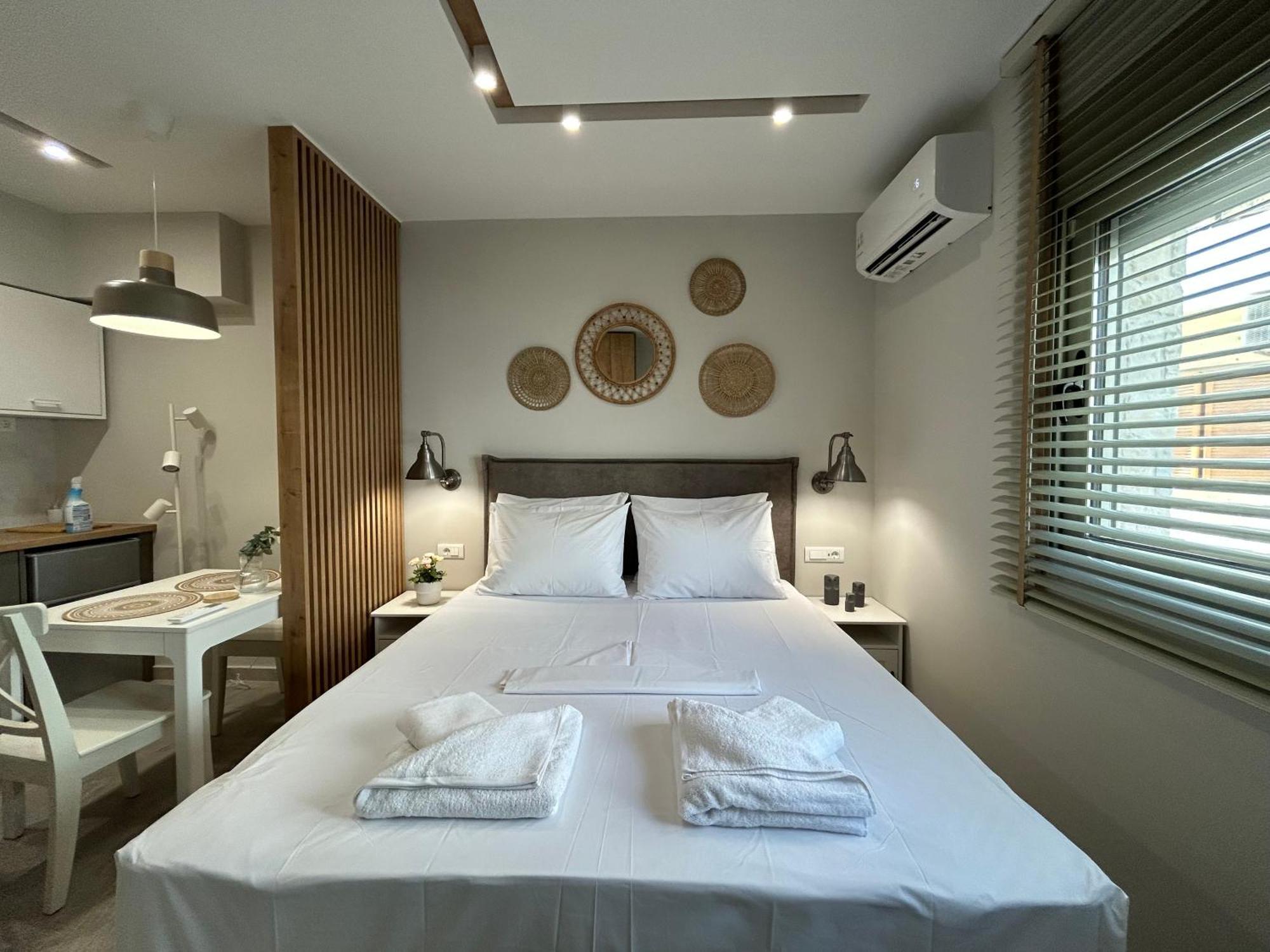 Armonia Small Luxury Apartments Ierápetra Oda fotoğraf