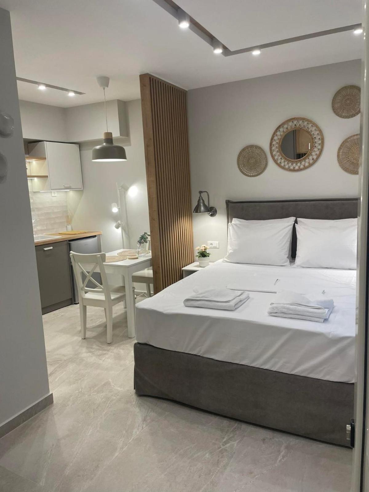 Armonia Small Luxury Apartments Ierápetra Oda fotoğraf